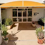 Casa La Luna: ¡cozy And Sunny 1br On The Beach! Daire *