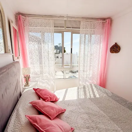 Apartamento Casa La Luna: ¡cozy And Sunny 1br On The Beach! Marbella