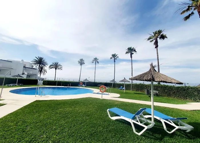 Casa La Luna: ¡cozy And Sunny 1br On The Beach! Apartamento Marbella