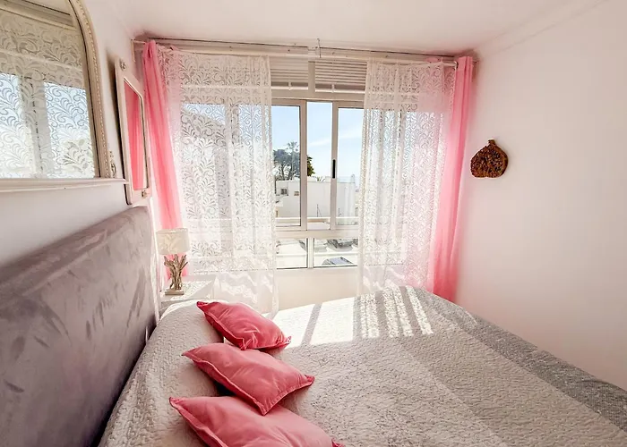 Apartamento Casa La Luna: ¡cozy And Sunny 1br On The Beach! Marbella